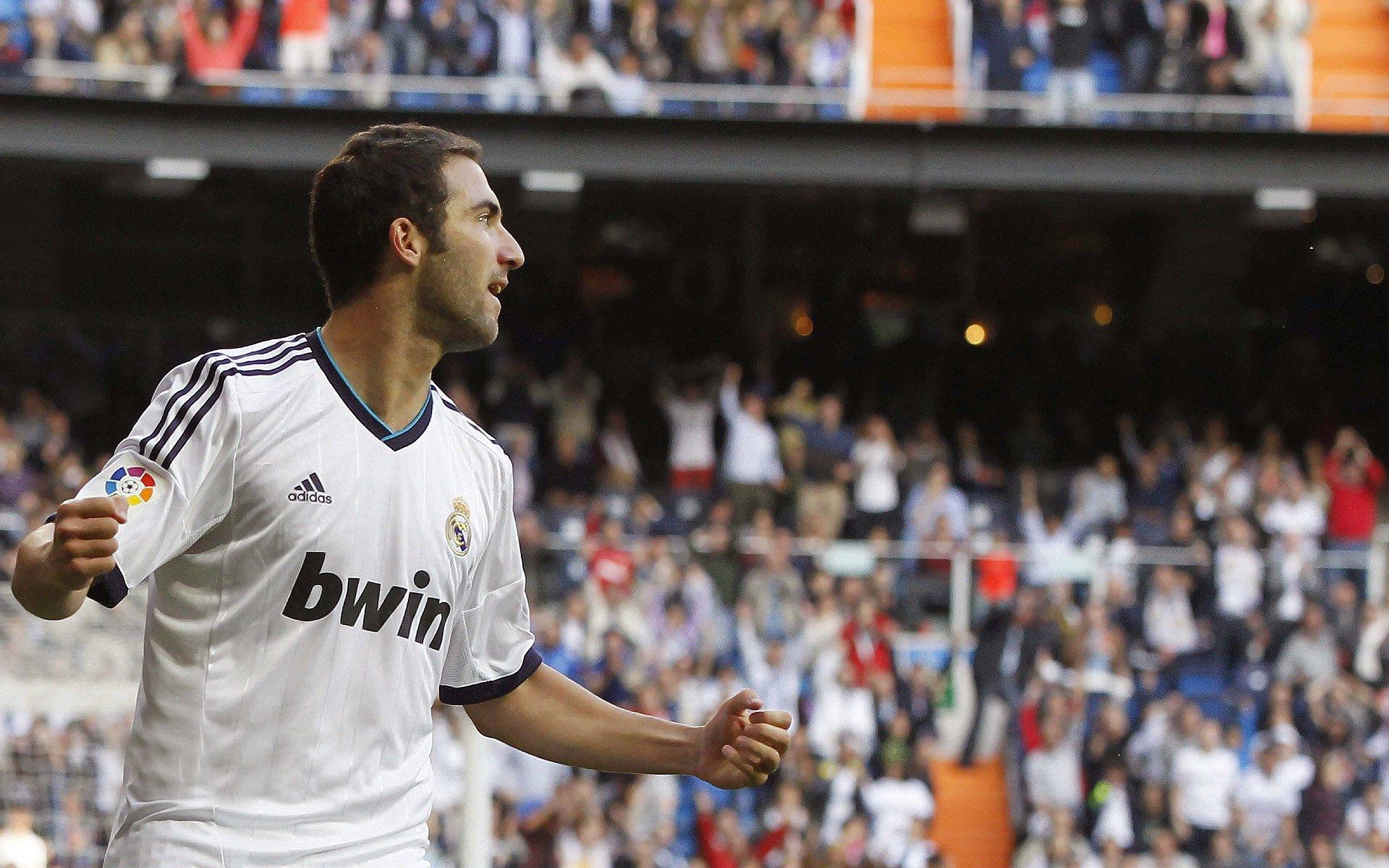 莱万多夫斯基揭秘,多特时期已与曼联达成加盟协议,但俱乐部拒绝放行