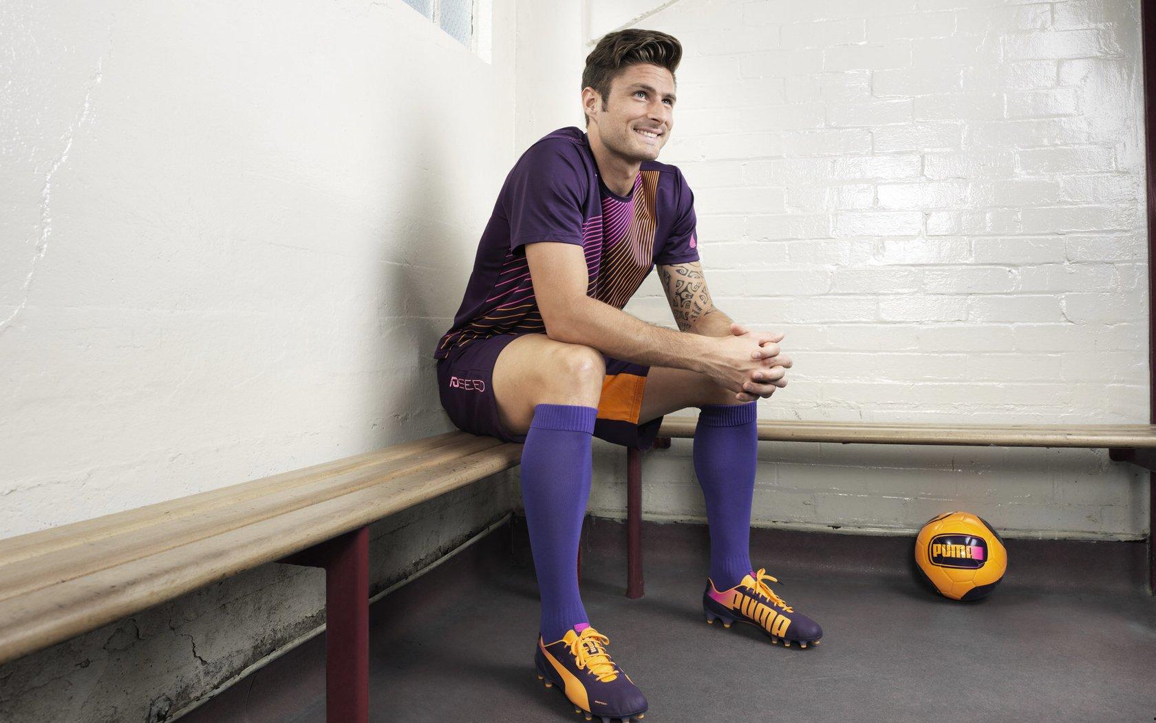 洛杉矶市政提议将湖人主场转为临时医疗中心,市长援引武汉经验应对公共卫生挑战